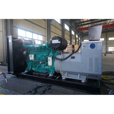 300kw濰柴藍(lán)擎柴油發(fā)電機(jī)組-濰柴藍(lán)擎6缸柴油機(jī)WP13D385E200柴油發(fā)電機(jī)組,缸徑/行程：127/165mm,柴油發(fā)電機(jī)組水冷發(fā)動(dòng)機(jī)功率350KW,柴油發(fā)電機(jī)組配套馬拉松斯坦福發(fā)電機(jī)。廠價(jià)直銷歡迎選購：13773399855。