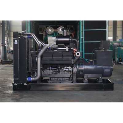 上柴股份柴油12缸發(fā)電機(jī)組-銷售上柴股份12V135AZD/12V135AZLD/SC25G610D2/SC27G755D2/SC25G690D2/SC27G830D2/SC27G900D2。廠價(jià)直銷歡迎選購(gòu)：13773399855。
