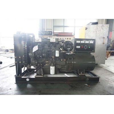 50kw華豐柴油發(fā)電機組-華豐4缸柴油機PHF4056ZD1柴油發(fā)電機組,缸徑/行程：105/125mm,柴油發(fā)電機組水冷發(fā)動機功率56KW,柴油發(fā)電機組配套馬拉松斯坦福發(fā)電機。廠價直銷歡迎選購：13773399855。