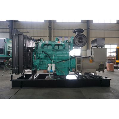 200kw重慶康明斯柴油發(fā)電機組-重慶康明斯6缸柴油機NT855-GA柴油發(fā)電機組,缸徑/行程：140/152mm,柴油發(fā)電機組水冷發(fā)動機功率254KW,柴油發(fā)電機組配套馬拉松斯坦福發(fā)電機。廠價直銷歡迎選購：13773399855。