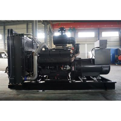 600kw上柴股份柴油發(fā)電機(jī)組-上柴股份12缸柴油機(jī)SC27G830D2柴油發(fā)電機(jī)組,缸徑/行程：135/155mm,柴油發(fā)電機(jī)組水冷發(fā)動(dòng)機(jī)功率610KW,柴油發(fā)電機(jī)組配套馬拉松斯坦福發(fā)電機(jī)。廠價(jià)直銷歡迎選購：13773399855。