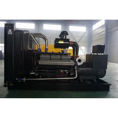 400kw康沃柴油發(fā)電機(jī)組-康沃12缸柴油機(jī)KW25G610D2柴油發(fā)電機(jī)組,缸徑/行程：135/150mm,柴油發(fā)電機(jī)組水冷發(fā)動(dòng)機(jī)功率445KW,柴油發(fā)電機(jī)組配套馬拉松斯坦福發(fā)電機(jī)。廠價(jià)直銷歡迎選購(gòu)：13773399855。