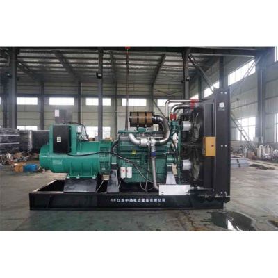 1500kw南通股份柴油發(fā)電機(jī)組-南通股份12缸柴油機(jī)NCG12V2304柴油發(fā)電機(jī)組,缸徑/行程：165/190mm,柴油發(fā)電機(jī)組水冷發(fā)動(dòng)機(jī)功率1694KW,柴油發(fā)電機(jī)組配套馬拉松斯坦福發(fā)電機(jī)。廠價(jià)直銷歡迎選購(gòu)：13773399855。