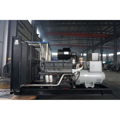 600kw無(wú)錫動(dòng)力柴油發(fā)電機(jī)組-無(wú)錫動(dòng)力12缸柴油機(jī)WD287TAD61L柴油發(fā)電機(jī)組,缸徑/行程：138/160mm,柴油發(fā)電機(jī)組水冷發(fā)動(dòng)機(jī)功率680KW,柴油發(fā)電機(jī)組配套馬拉松斯坦福發(fā)電機(jī)。廠價(jià)直銷歡迎選購(gòu)：13773399855。